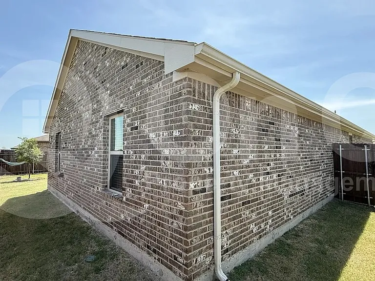 915 Presleigh Dr — Photo 20
