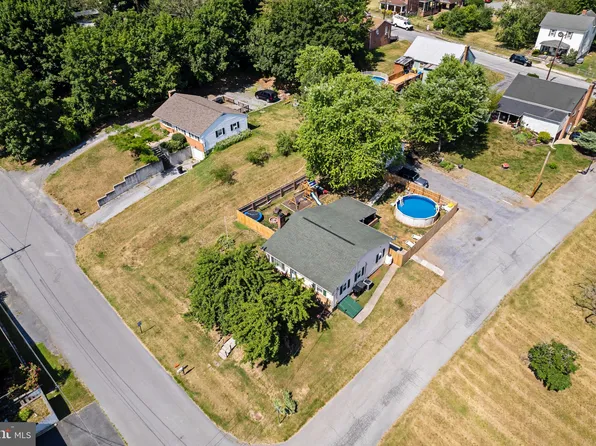 306 Chestnut St, Martinsburg, WV 25401