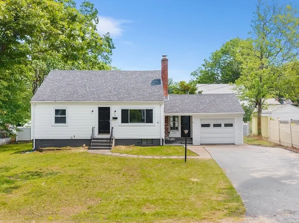 4 Sylvia Ave, Natick, MA 01760