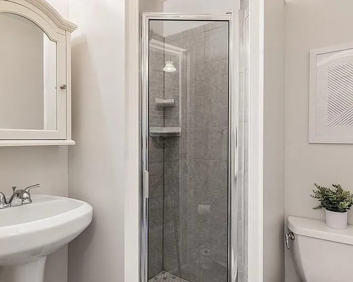 723 S Decker Ave — Photo 17