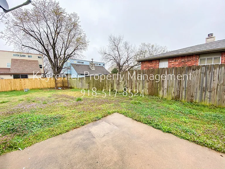 9134 E 24th St — Photo 25