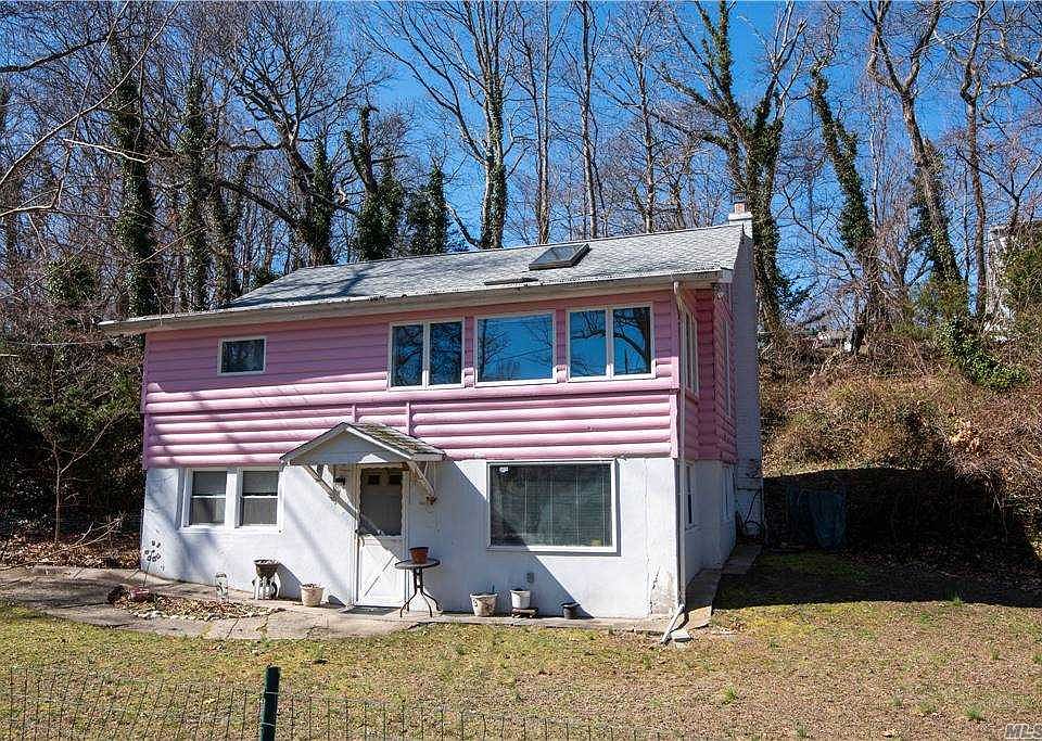 1st image of 131 Friendship Dr