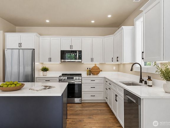 5th image of 4140 Lakeview Avenue NW