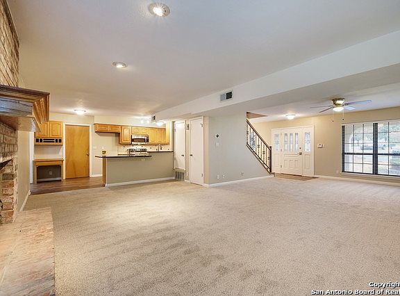 4th image of 4900 El Matador St