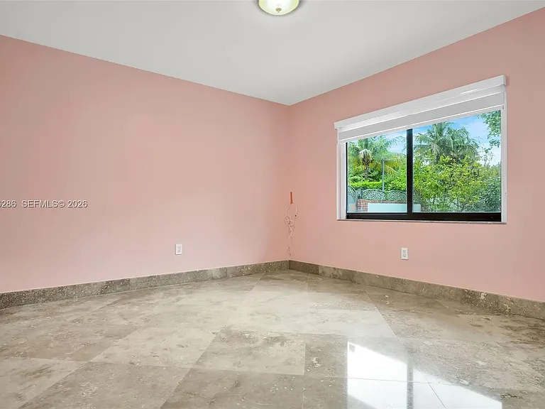 6820 SW 86th Ave — Photo 21