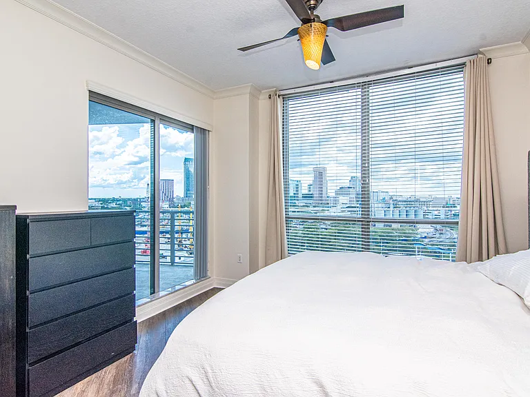 1209 E Cumberland Ave #1002 — Photo 4