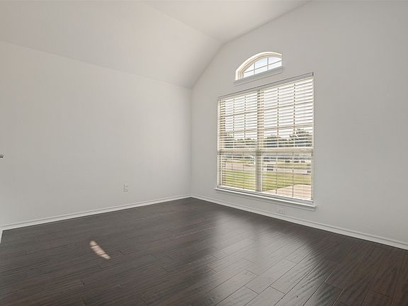 2nd image of 1501 Bricknell Dr