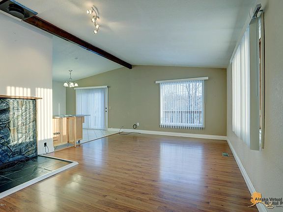 5th image of 5850 E Camborne Dr