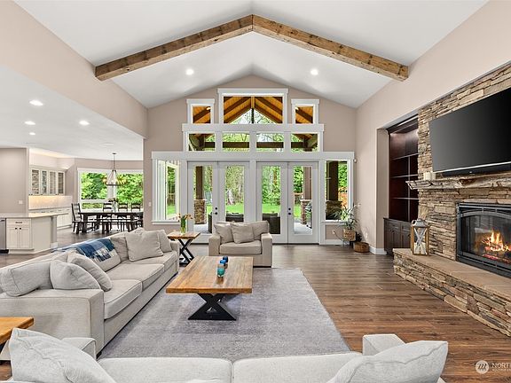 5th image of 5719 Stetson Court NW
