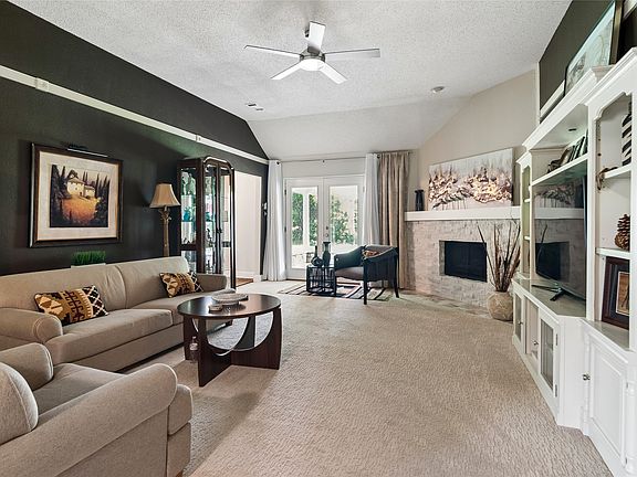 5th image of 855 Cross Timbers Dr