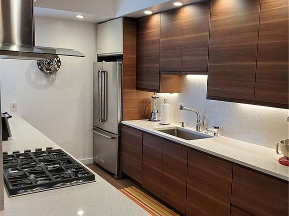5th image of 4822 Van Noord Ave APT 11