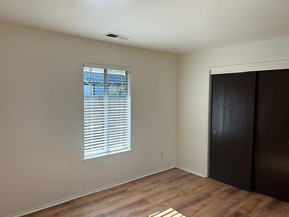 2nd image of 1547 17th Ave #B