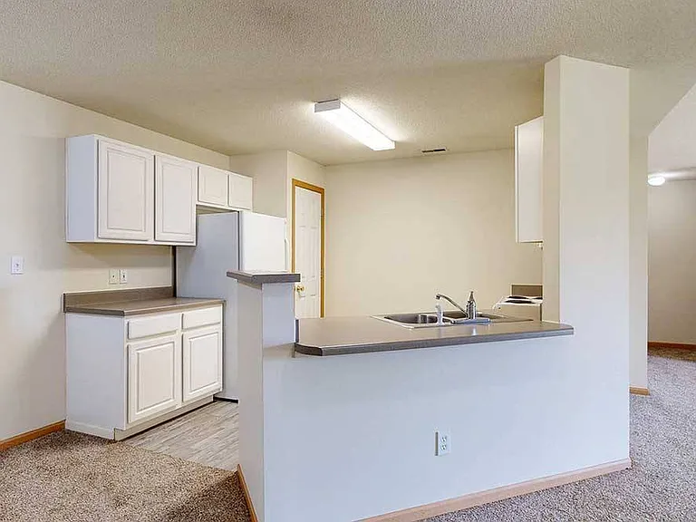 Northbrook Apartments — Photo 149