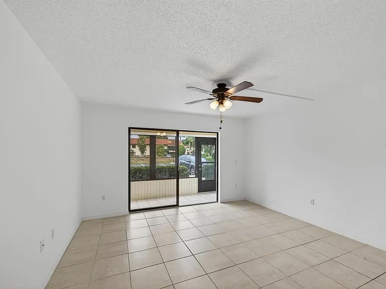 5735 Gardens Dr #5735 — Photo 13