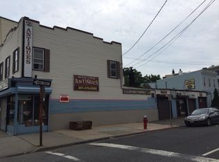 1170 Summit Ave, Jersey City, NJ 07307