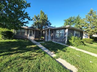 102 E Sunrise Dr, Belton, MO 64012