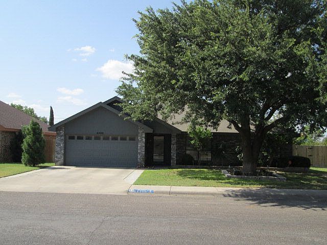 1st image of 4400 Gleneagles Dr