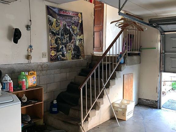 2nd image of 2915 E 60th Pl Unit A