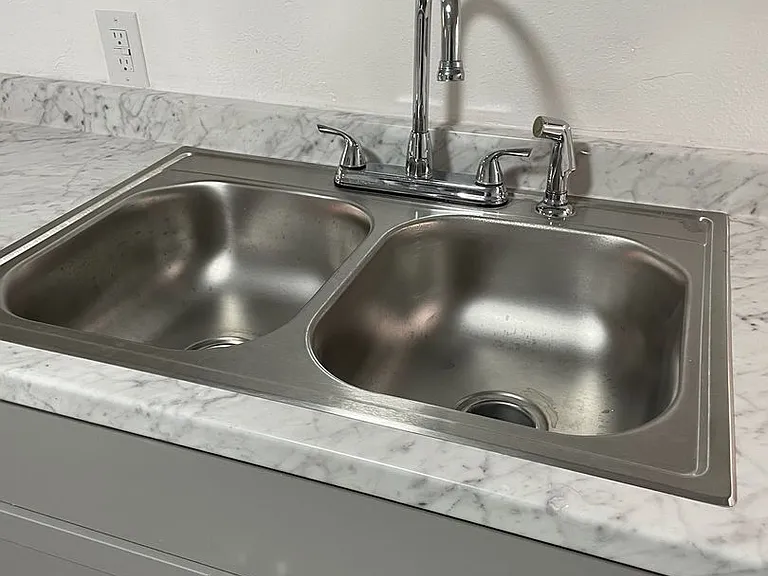 510 S Walnut St — Photo 10