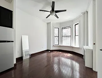 Rented by Kahen Properties