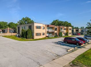 18320 Cherry Creek Dr APT 2, Homewood, IL 60430