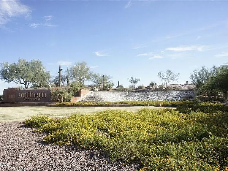 41114 N Hudson Trl — Photo 11