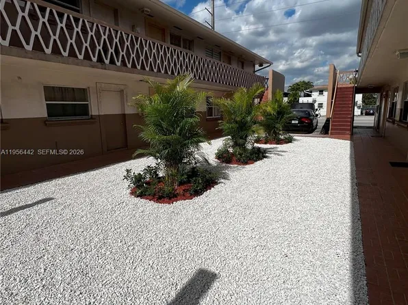 654 W 29th St #6, Hialeah, FL 33012