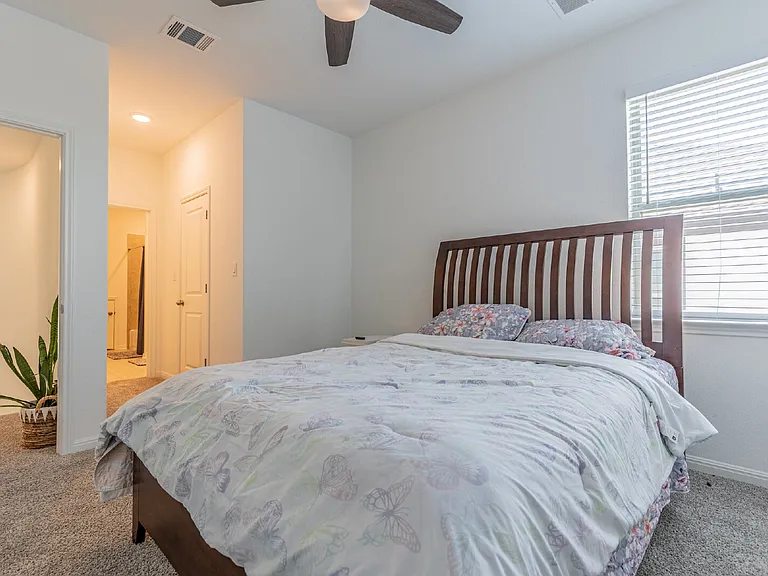 2332 Giona Pl — Photo 36