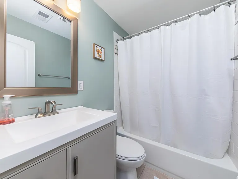 1021 Olympia Dr — Photo 17