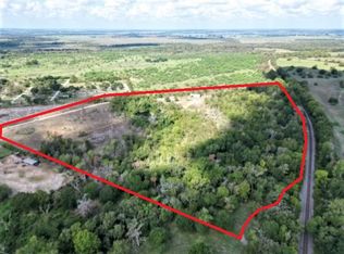 212 Benton St, Navasota, TX 77868