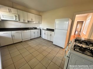 6 Barrows St #9, Allston, MA 02134