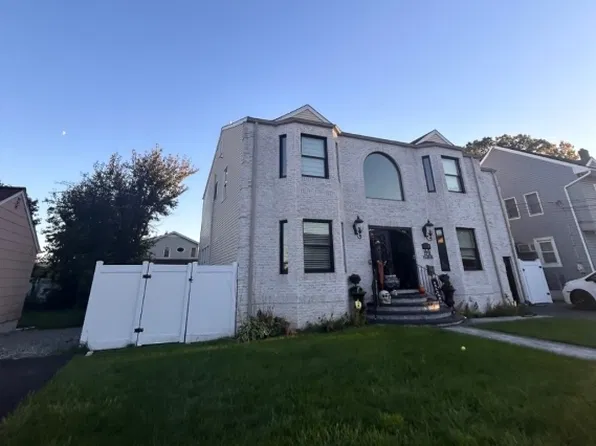 23-34 Arcadia Rd, Fair Lawn Boro, NJ 07410