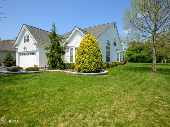 39 Barbaras Way, Jackson, NJ 08527