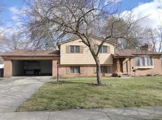 2904 Dina St, Midland, MI 48642