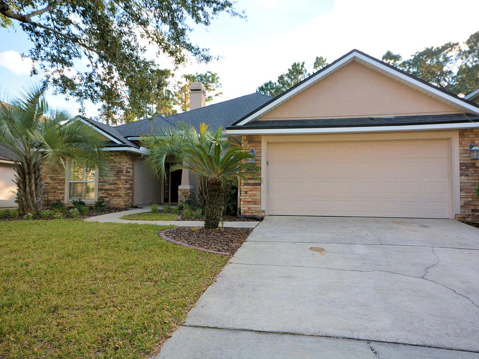 1st image of 13824 White Heron Pl