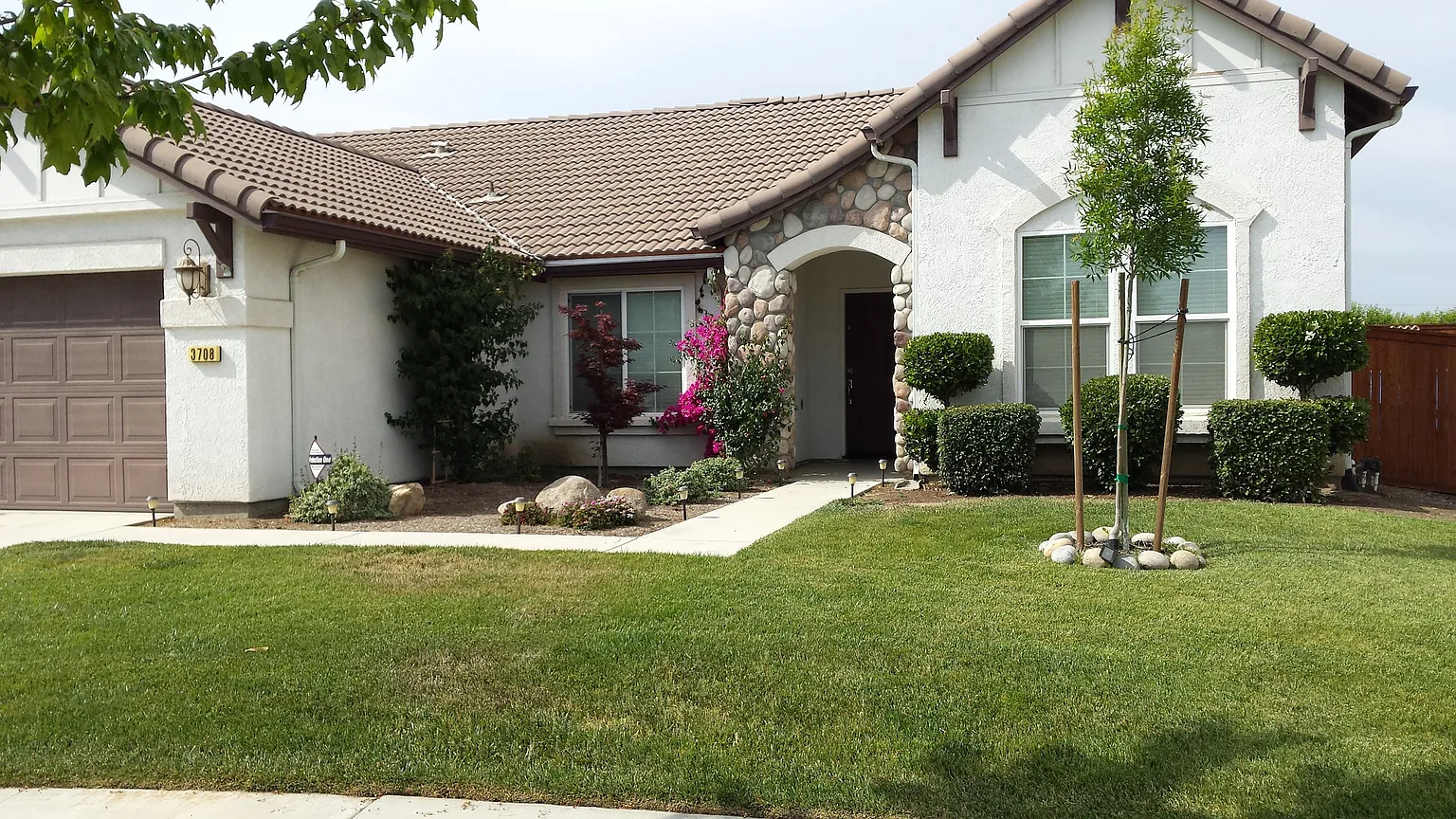 3708 W Newton Ave photo 1