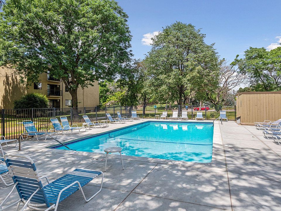 1st image of 4101 Parklawn Ave APT 122