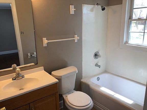 5th image of 2110 Textile Dr