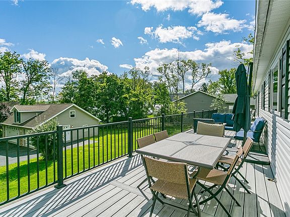 5th image of 4971 Island View Dr