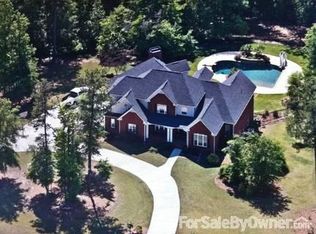 100 Olivia Ct, Fayetteville, GA 30215