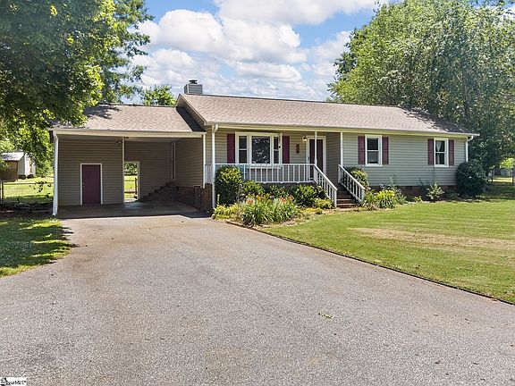 2nd image of 534 Mason Rd