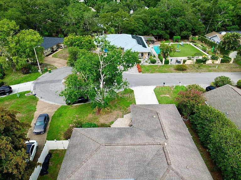 423 Whispering Oaks Ct — Photo 46