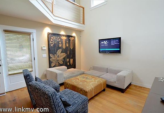 OPEN and BRIGHT CONCEPT! With modern lighting and finishes!