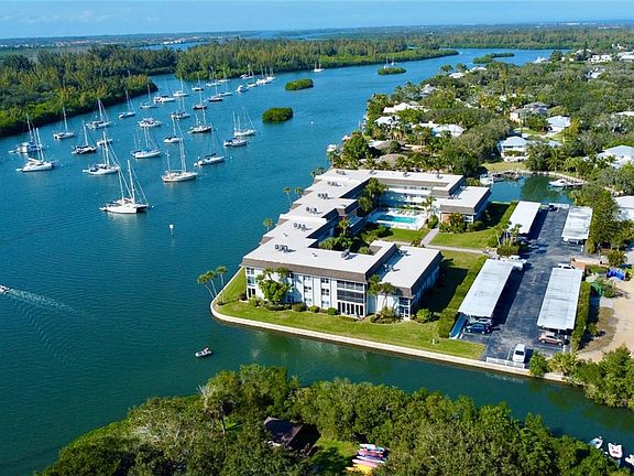 3rd image of 200 Greytwig Rd APT 212