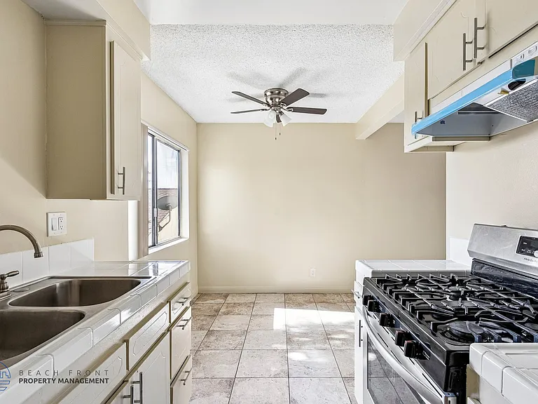 4117 W. Broadway — Photo 5