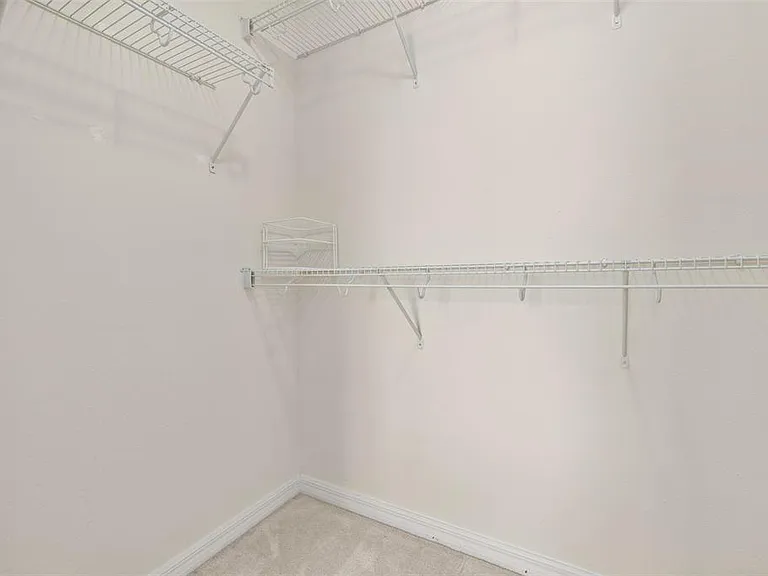 7435 Ripplepointe Way — Photo 28