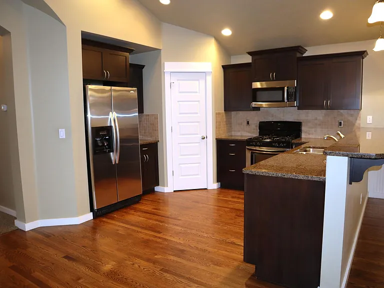 2895 E Deerhill Dr — Photo 7