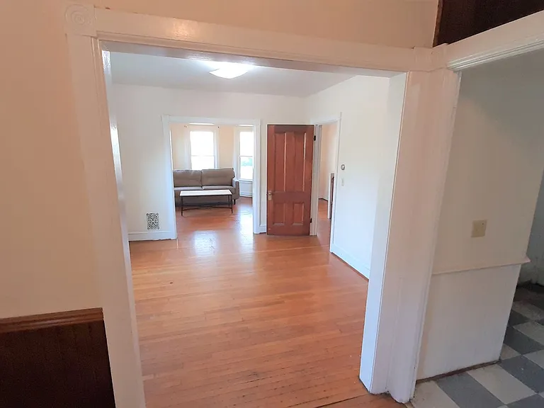 119-121 Prospect Street — Photo 14