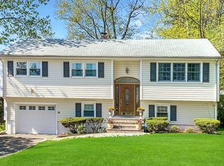 27 S Belair Ave, Cedar Knolls, NJ 07927