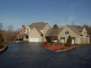 306 Round Lake Rd, Ballston Lake, NY 12019